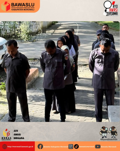 Pelaksanaan Apel Pagi di Lingkungan Sekretariat Bawaslu Kabupaten Morowali 
